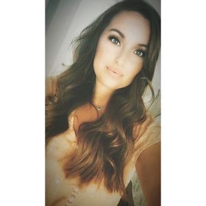 Meet your Posher, Christian